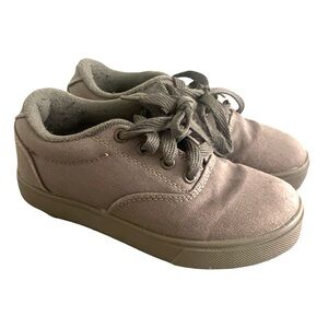 Heelys Boys Size 2 Grey Brown Low Top Lace Up Canvas Skater